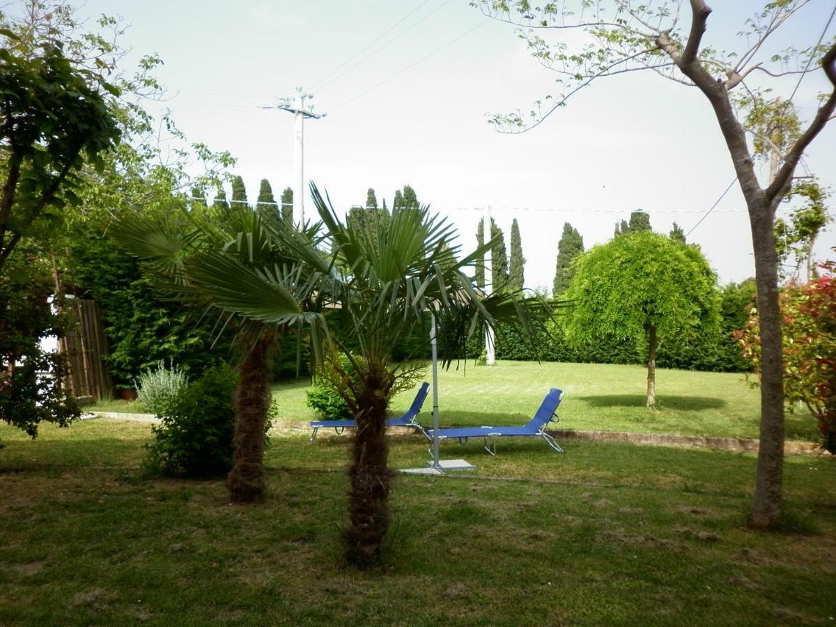 Villa Jolanda Fratte Rosa Exterior photo